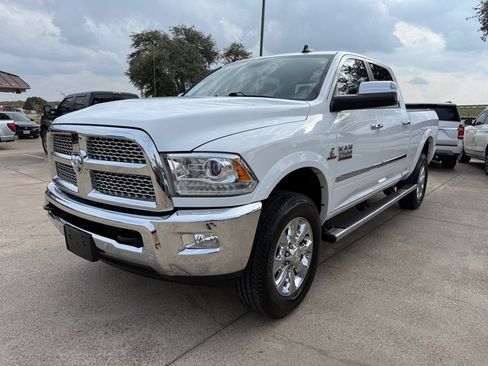 Used 2018 RAM 2500 Laramie image 3