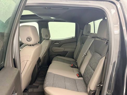 Used 2024 Chevrolet Colorado ZR2 w/ Technology Package image 20