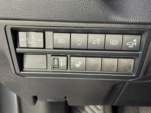 Used 2024 Toyota Tundra SR5 w/ SR5 Premium Package image 17