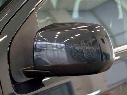 Used 2018 Chevrolet Colorado W/T w/ WT Convenience Package image 12