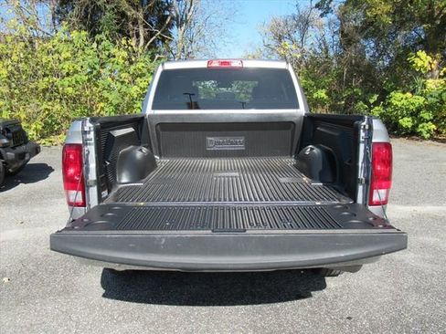 Used 2024 RAM 1500 Classic SLT image 6