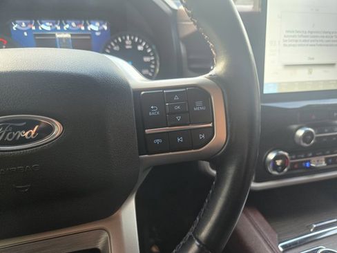 Used 2022 Ford Expedition Max Limited image 19