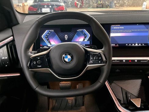 Used 2025 BMW X3 xDrive30i w/ Premium Package image 8