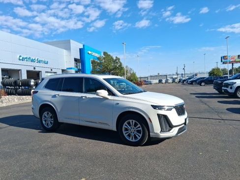 Used 2023 Cadillac XT6 Luxury AWD/4WD image 1