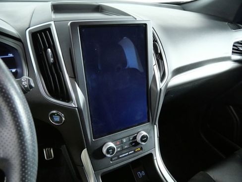 Used 2022 Ford Edge ST AWD/4WD image 18