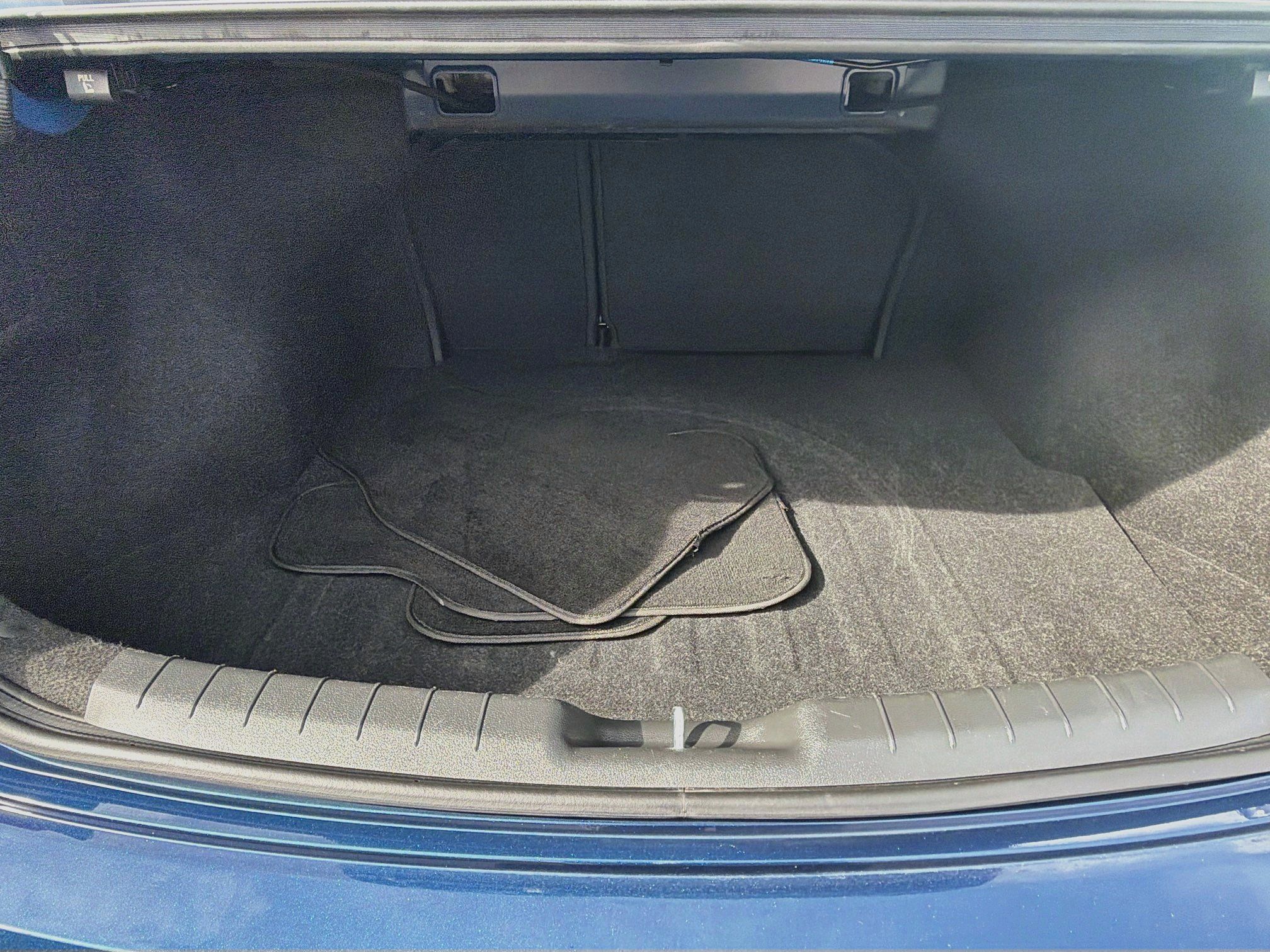 Used 2019 Hyundai Elantra SE FWD image 27