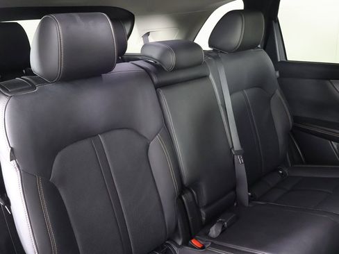 Used 2024 MAZDA CX-90 3.3 Turbo w/ Preferred Plus image 33