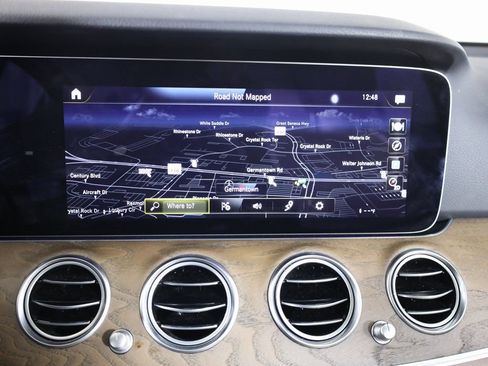 Certified 2022 Mercedes-Benz E 350 4MATIC Sedan image 19