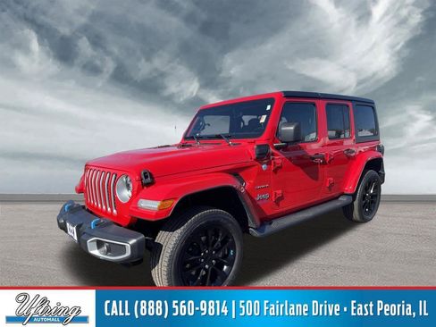 Used 2022 Jeep Wrangler Unlimited Sahara AWD/4WD image 1