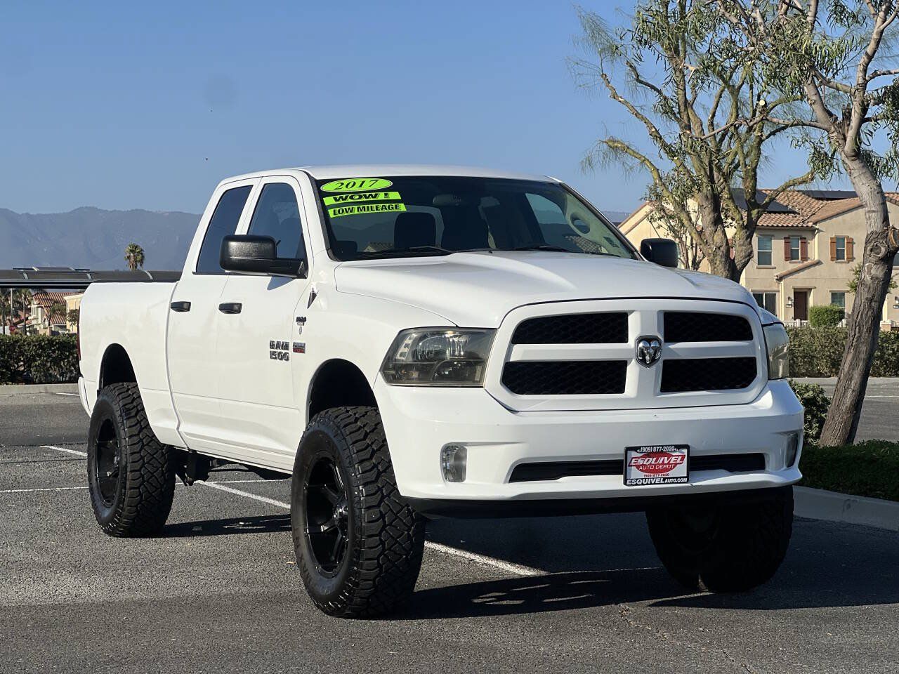 Used 2017 RAM 1500 Express RWD image 7