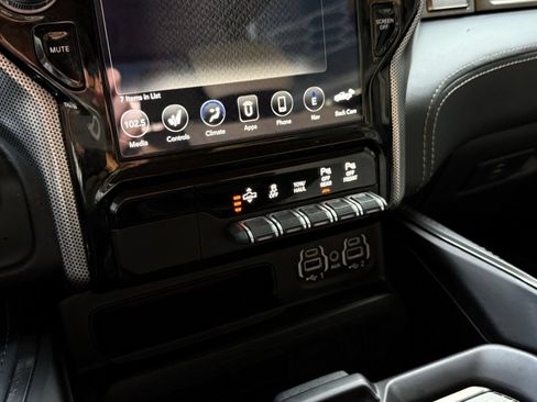 Used 2020 RAM 1500 Limited RWD image 43