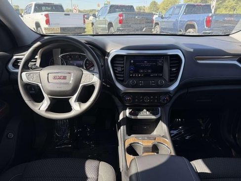 Used 2023 GMC Acadia SLE w/ Driver Convenience Package image 15