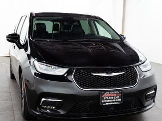 Used 2024 Chrysler Pacifica Limited FWD 360° Tour