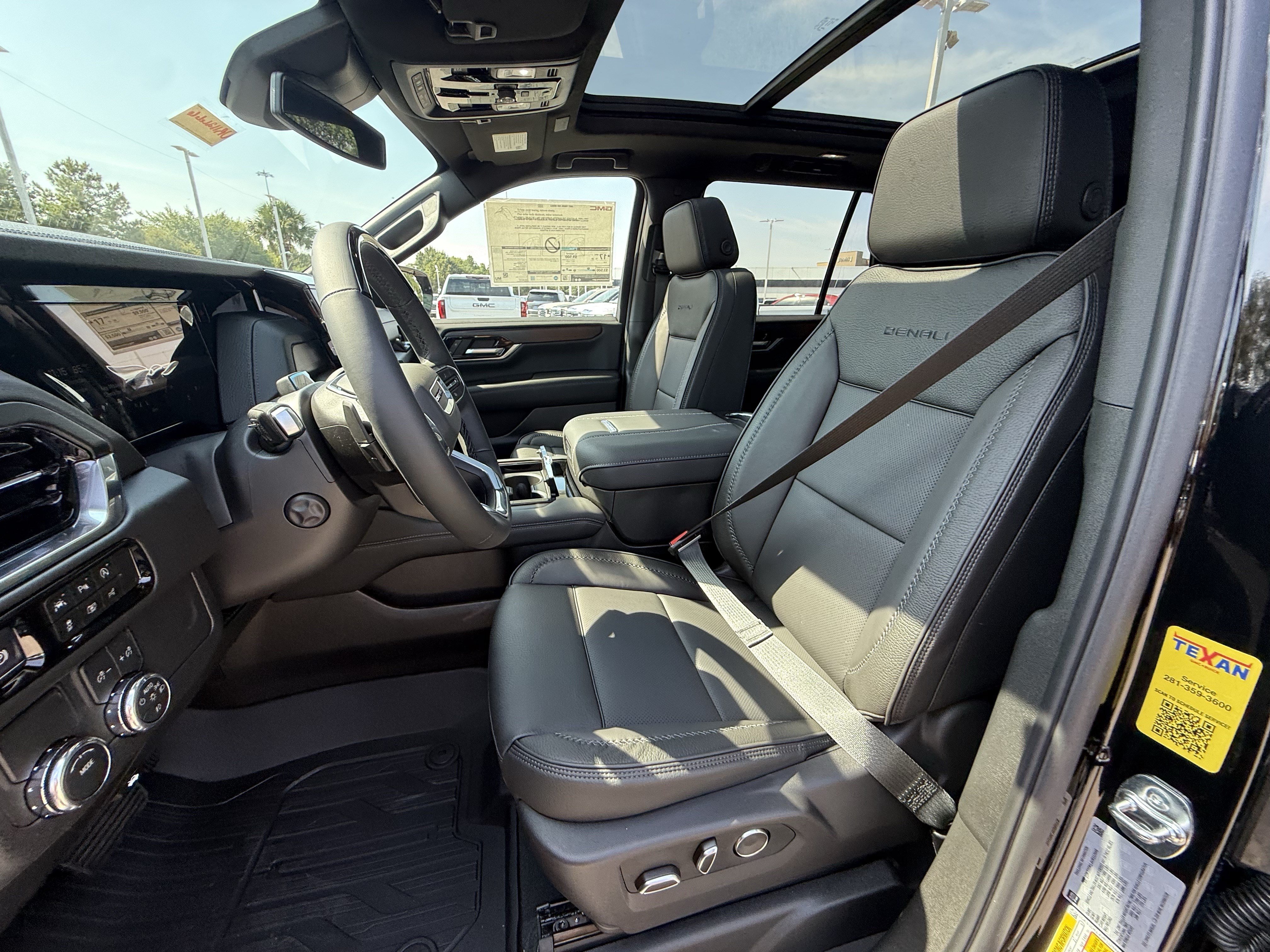 New 2027 GMC Yukon Denali w/ Sun & Power Step Package RWD image 18