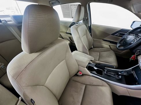 Used 2014 Honda Accord LX image 25
