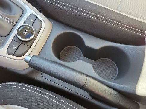 New 2026 Hyundai Venue SEL image 16