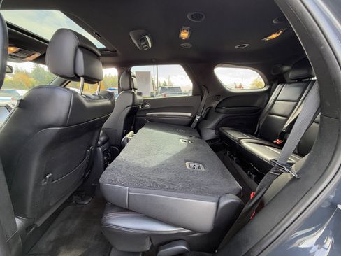 Used 2017 Dodge Durango R/T image 36