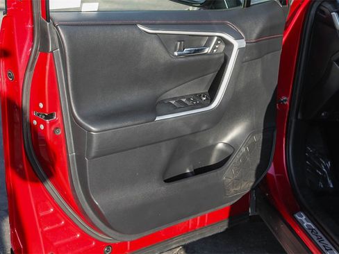 Used 2021 Toyota RAV4 XSE w/ Premium Package image 26