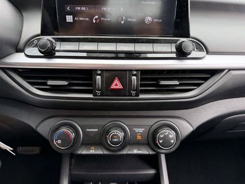 Used 2023 Kia Forte LXS FWD image 20