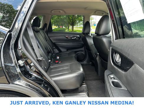 Used 2020 Nissan Rogue SL AWD/4WD image 18