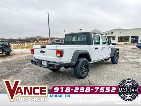 New 2026 Jeep Gladiator Sport image 6