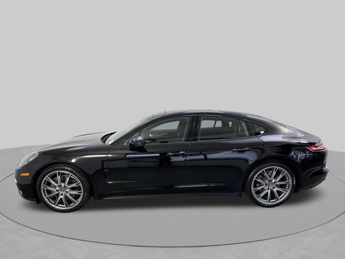 Used 2018 Porsche Panamera 4S AWD/4WD image 29