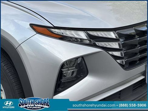 Certified 2024 Hyundai Tucson SE AWD/4WD image 11
