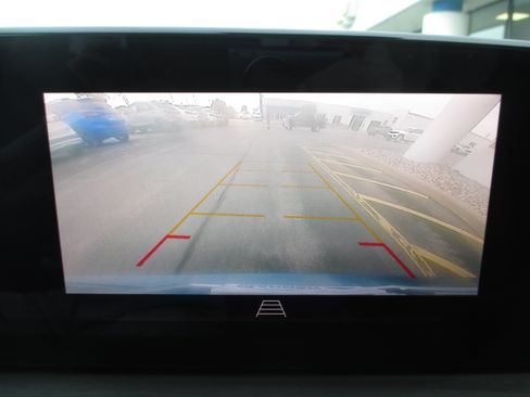 Used 2024 Buick Encore GX Avenir w/ Avenir Convenience Package FWD image 23