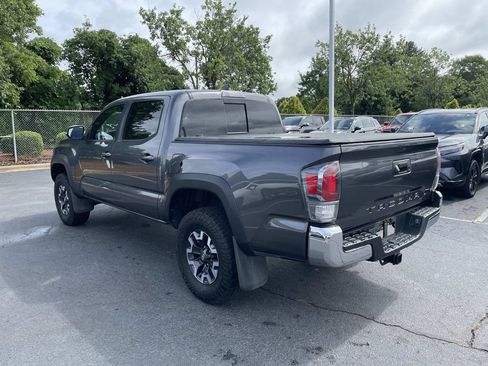 Used 2022 Toyota Tacoma TRD Off-Road AWD/4WD image 6