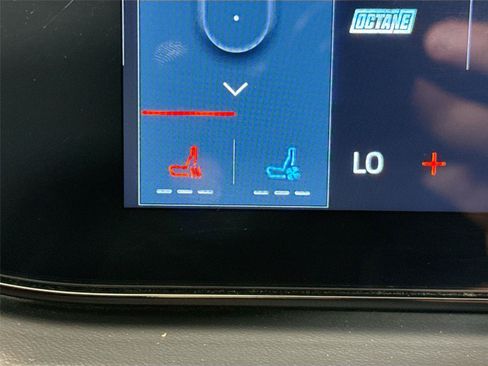 Used 2025 Ford Mustang Premium RWD image 7
