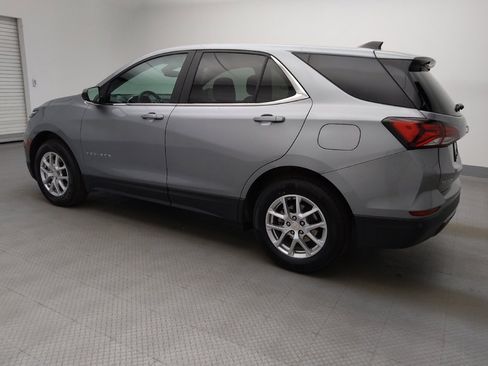 Used 2024 Chevrolet Equinox LT image 3