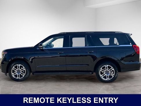Used 2025 Ford Expedition Max Active AWD/4WD image 2