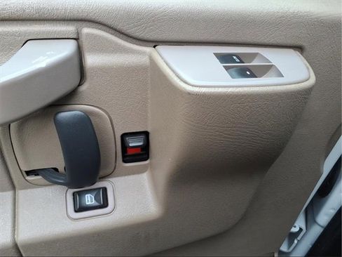 Used 2019 Chevrolet Express 2500 w/ Driver Convenience Package image 11
