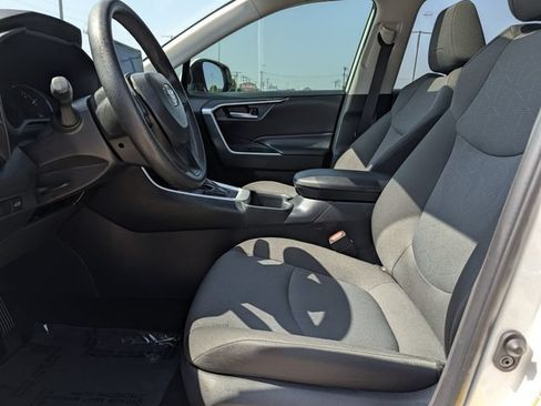 Certified 2025 Toyota RAV4 XLE w/ Convenience Package FWD image 25