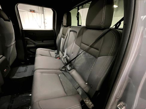 New 2026 Nissan Frontier SV w/ Tow Package AWD/4WD image 11