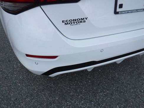 Used 2025 Nissan Sentra S image 5