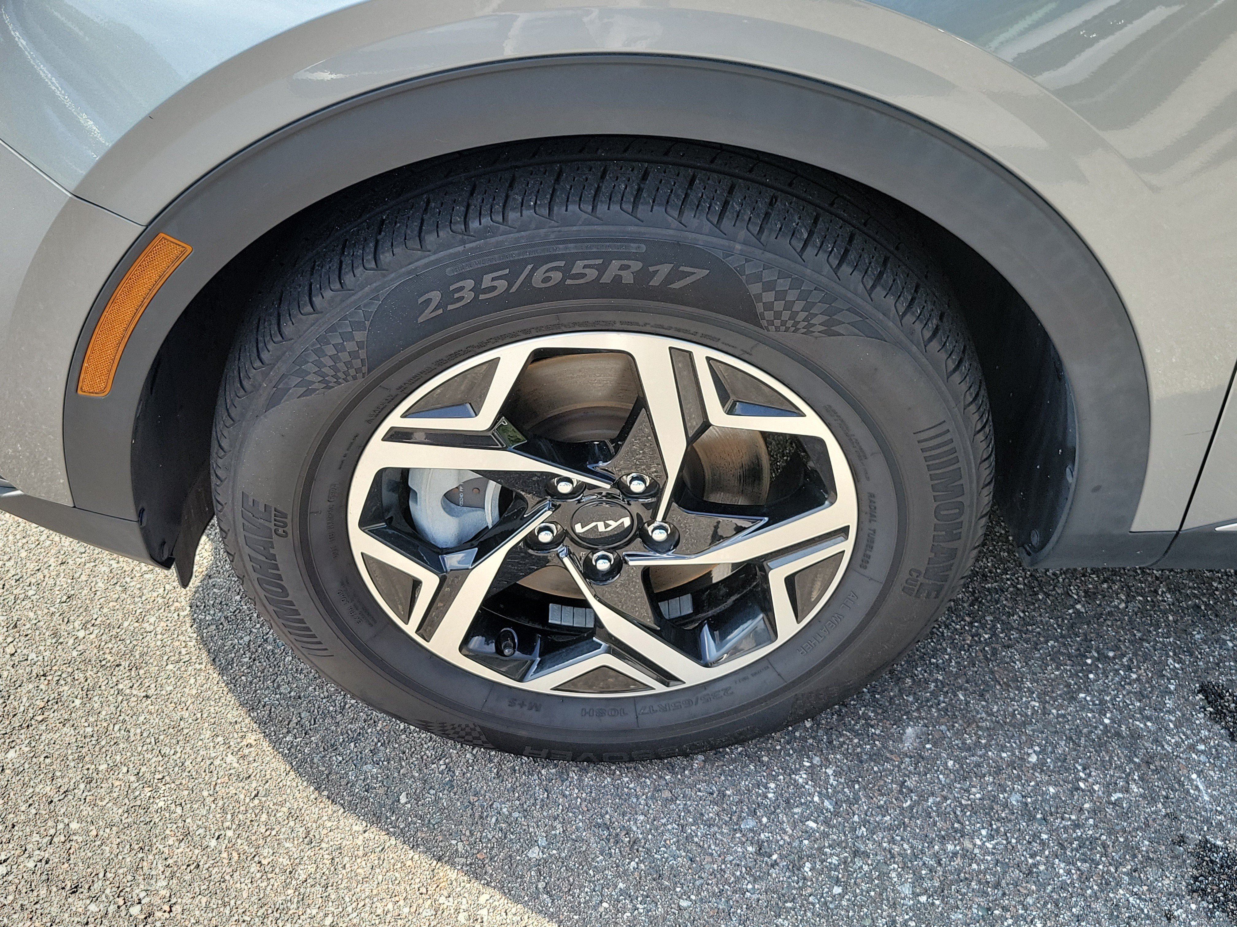 Certified 2023 Kia Sportage LX FWD image 37