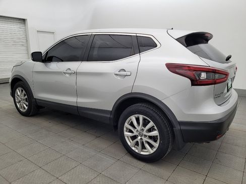 Used 2021 Nissan Rogue Sport S FWD image 3