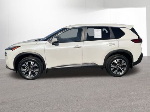 Certified 2023 Nissan Rogue SV image 4