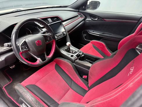 Used 2019 Honda Civic Type R image 9