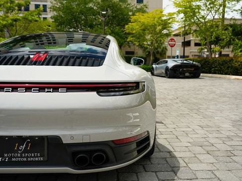 Used 2021 Porsche 911 Carrera 4 image 25