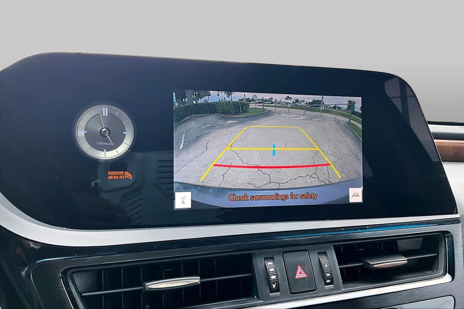 Used 2024 Lexus ES 350 w/ Premium Package FWD image 25