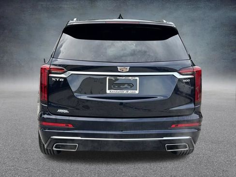 Used 2021 Cadillac XT6 Premium Luxury FWD image 6