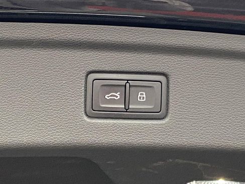 Used 2018 Audi A5 2.0T Premium w/ Convenience Package image 17