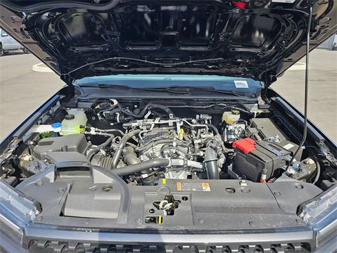 New 2025 Ford Ranger XLT w/ Equipment Group 301A High image 9