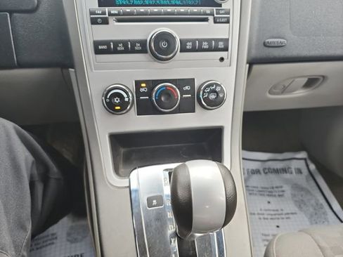 Used 2009 Chevrolet Equinox LS image 24