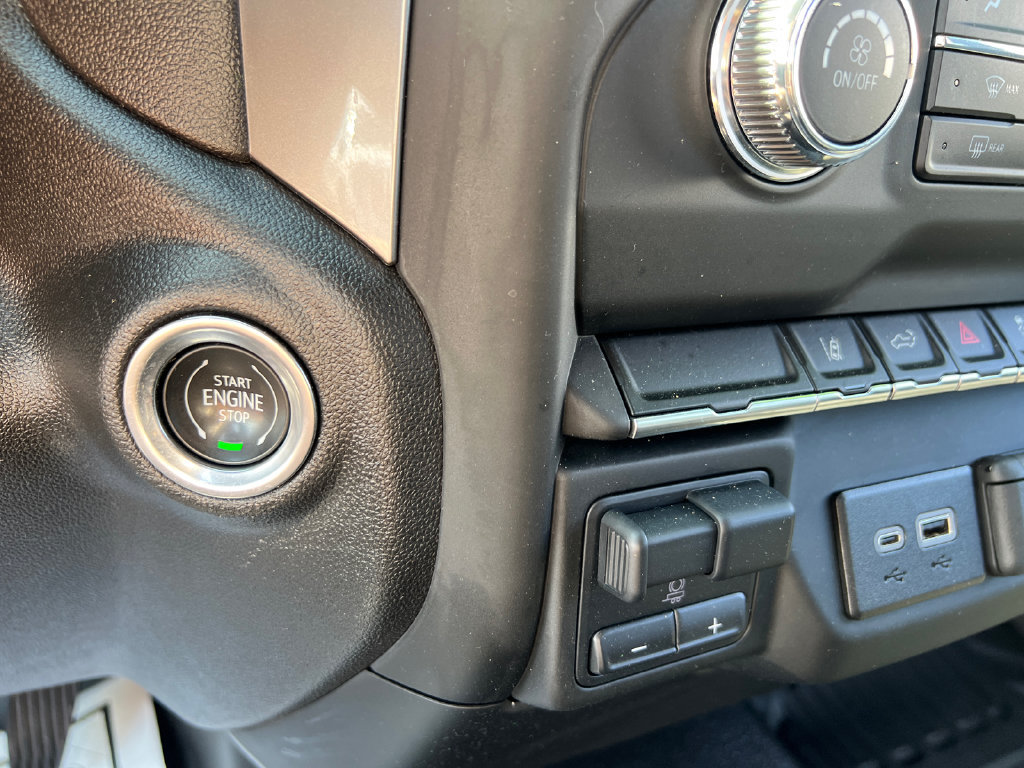 Used 2024 GMC Sierra 2500 Pro w/ Convenience Package AWD/4WD image 29