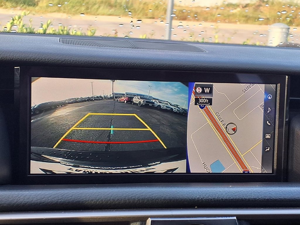 Used 2019 Lexus IS 300 w/ Navigation Package RWD image 4