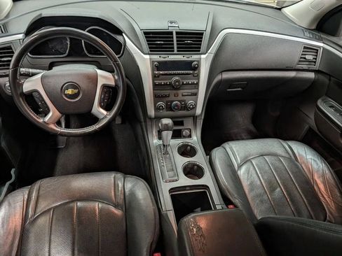 Used 2011 Chevrolet Traverse LT w/ Personal Connectivity Package image 7