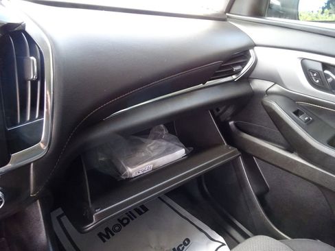 Certified 2021 Chevrolet Traverse LS image 32